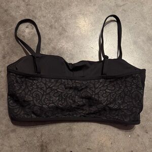 Black Cropped Sports Bra Top with Thin Straps